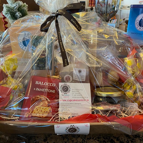Gift Hampers delivered worldwide Galway Cakery