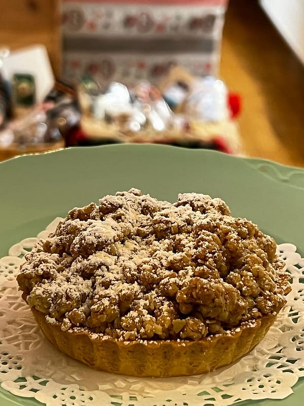 Apple Crumble Galway Cakery