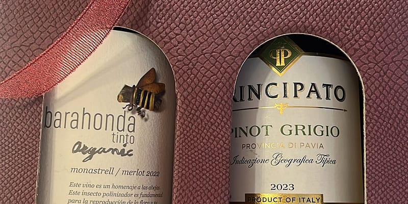 Pinot Grigio and Merlot wine special deal at the galway cakery