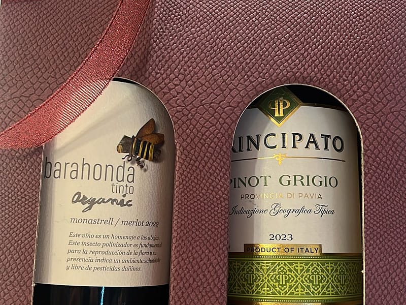 Pinot Grigio and Merlot wine special deal at the galway cakery