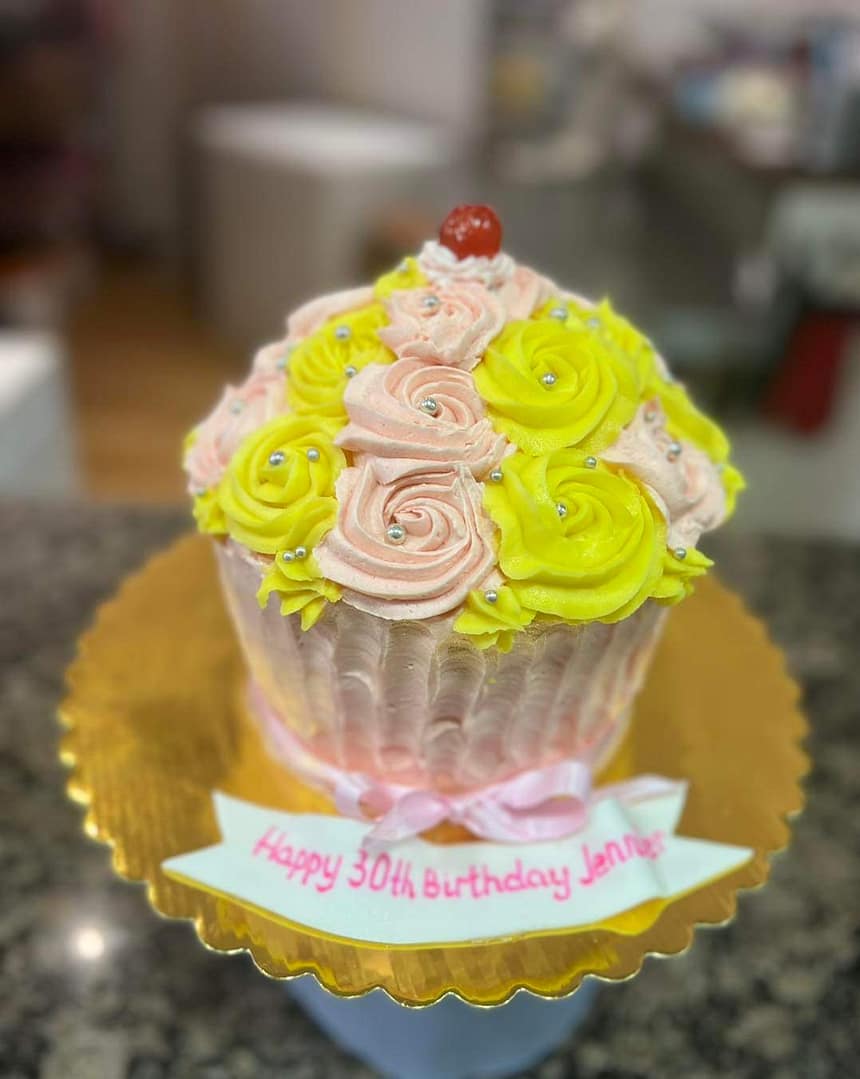 Custom Cupcakes Delicious Cupcakes for all Occasions Galway Cakery